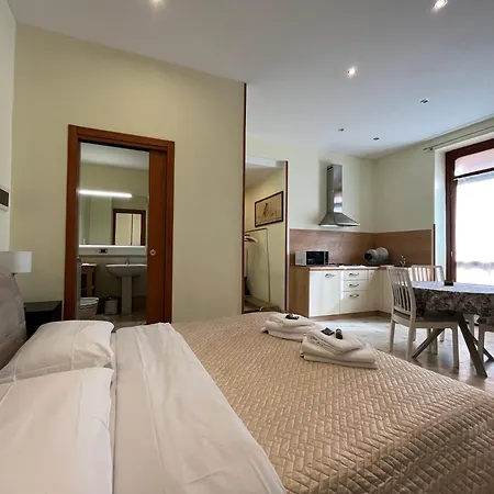 Veronajourneys Emilei Apartmán *